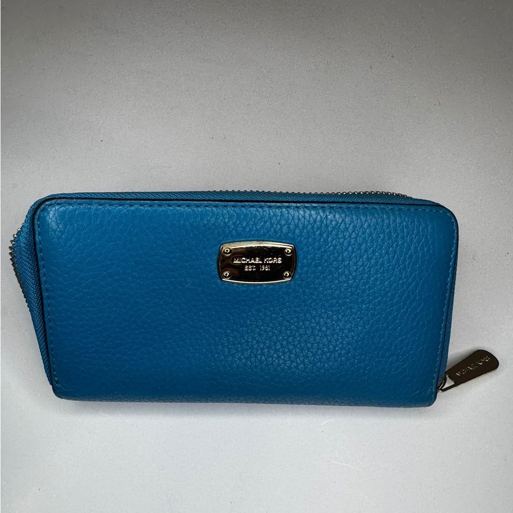 MICHAEL KORS Large Leather Jet Set Continental Blue Large Zip Around Wallet